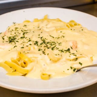 Fettuccine Alfredo