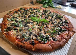Larry's Classic Combination Pizza