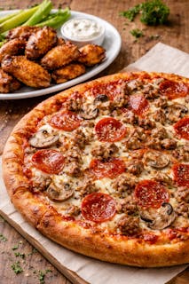 Large 3 Topping Pizza & 10 Wings