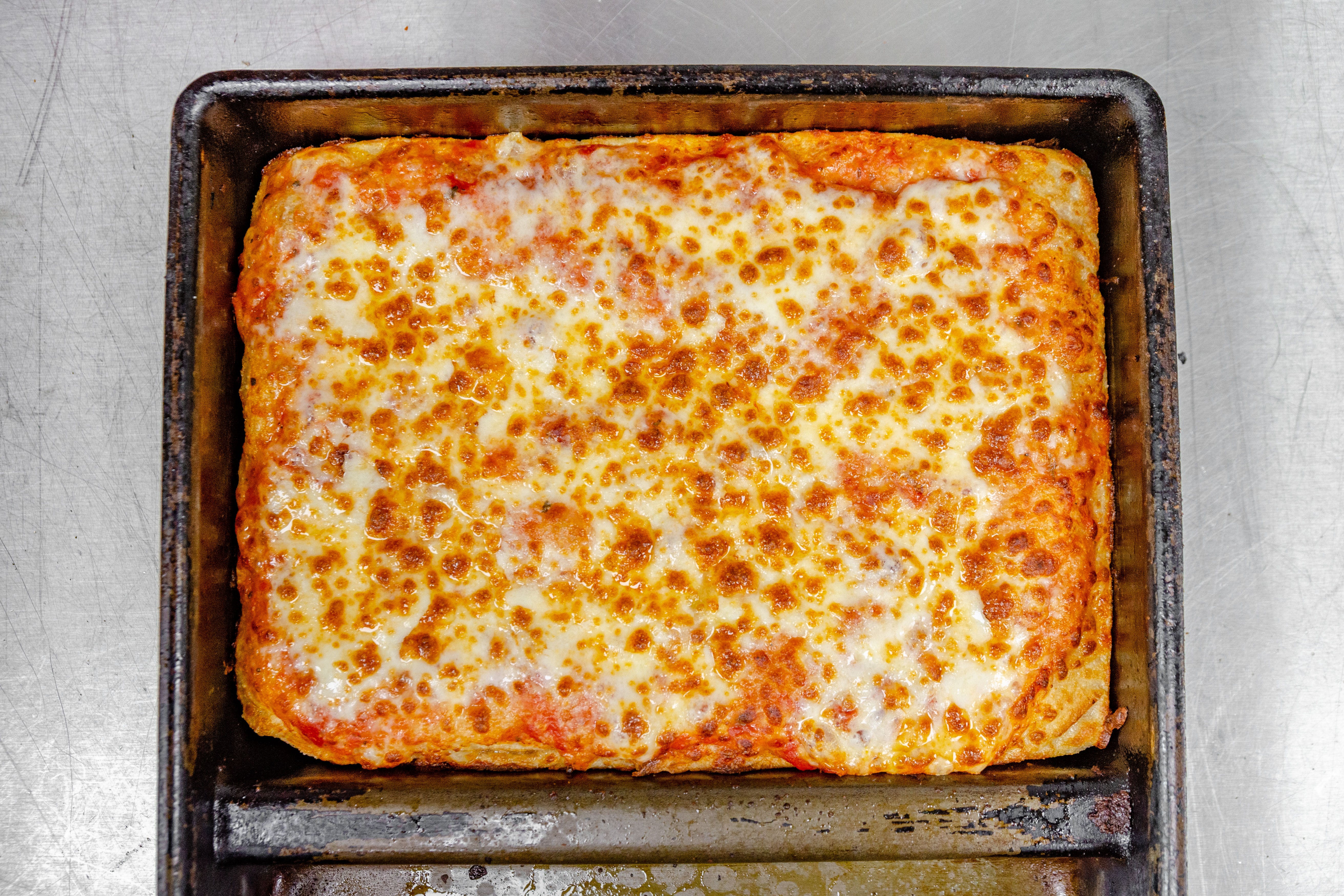 Order Sicilian Pizza Chesse - Cheese food online from Little Cheers Pizza store, Queens on bringmethat.com