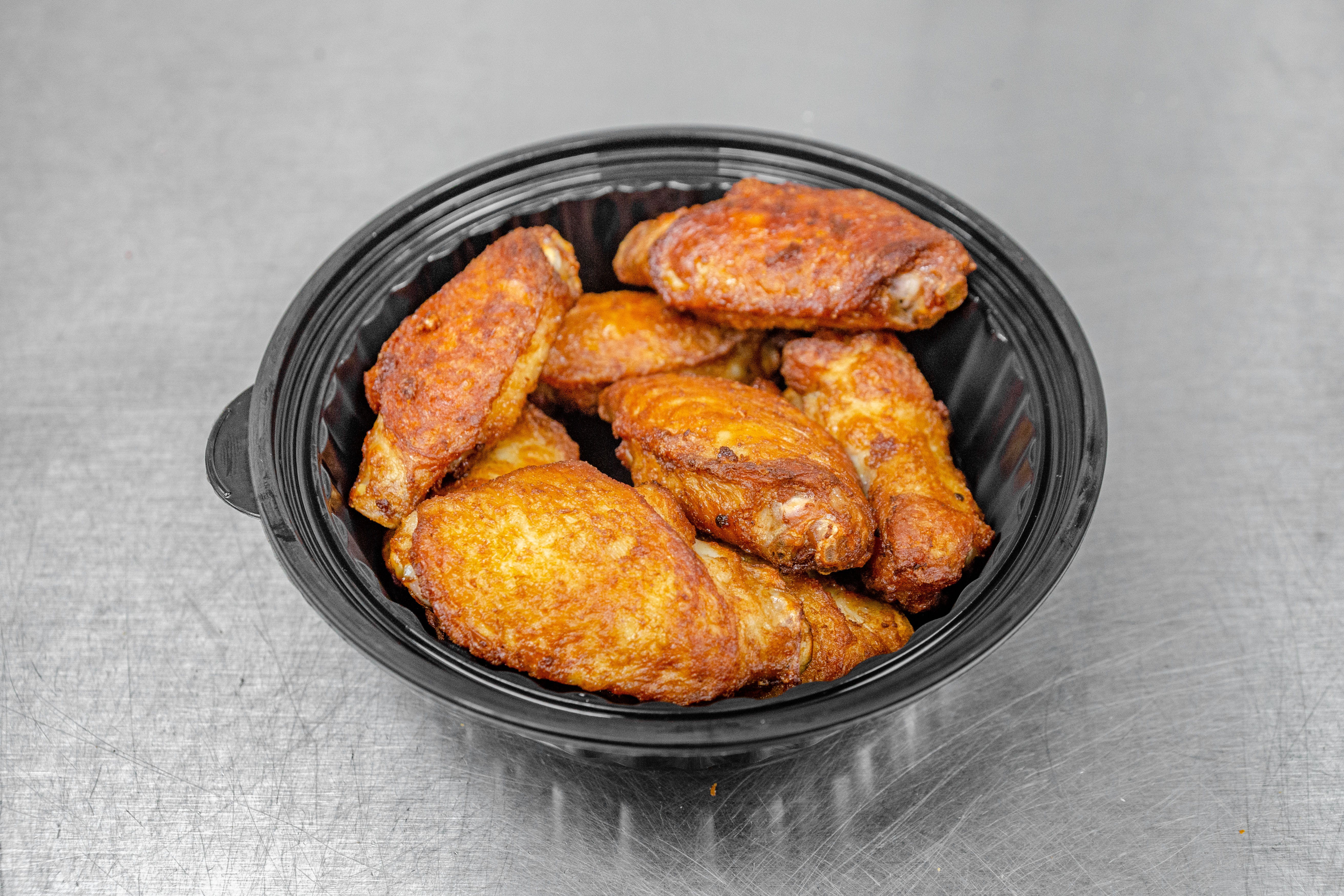 Order 4. Oven Roasted Chicken Wings - 8 Pieces food online from Little Cheers Pizza store, Queens on bringmethat.com