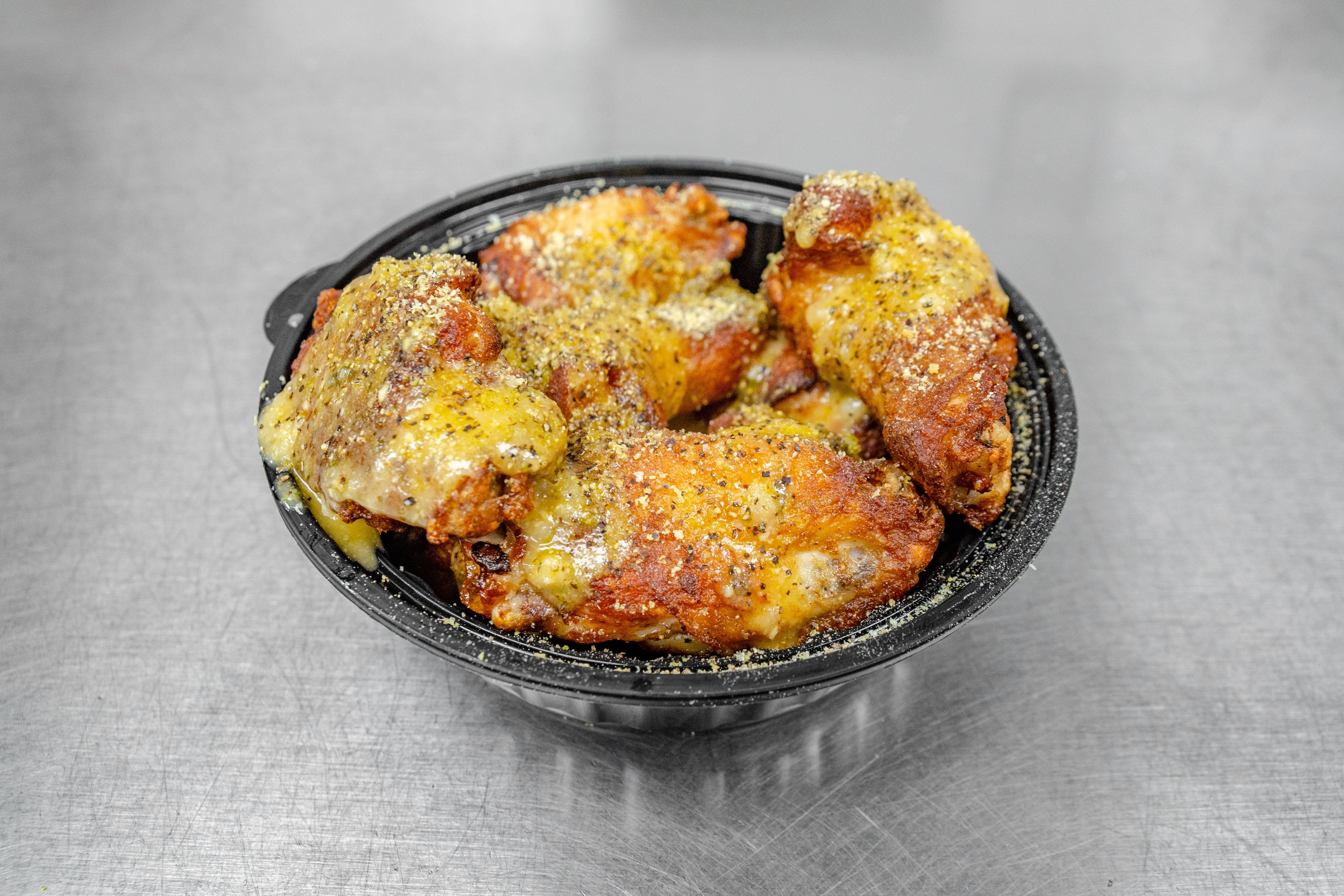 Order 5. Lemon Pepper Chicken Wings - 8 Pieces food online from Little Cheers Pizza store, Queens on bringmethat.com