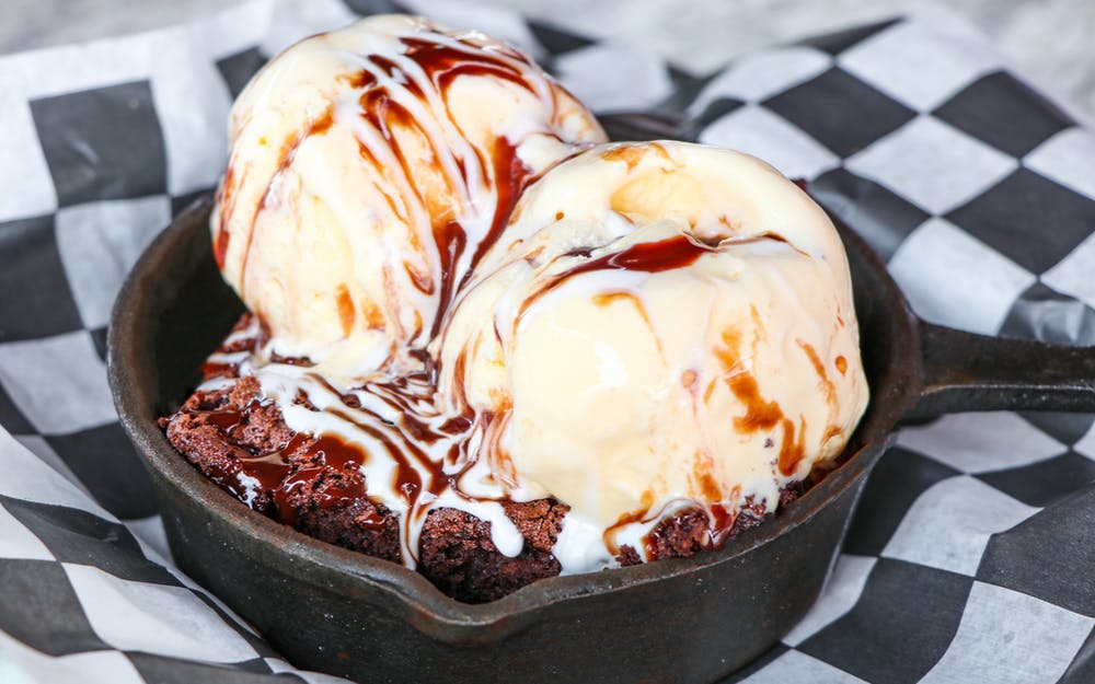Order 3- Chocolate Brownie - Dessert food online from Center Court Pizza & Brew store, League City on bringmethat.com