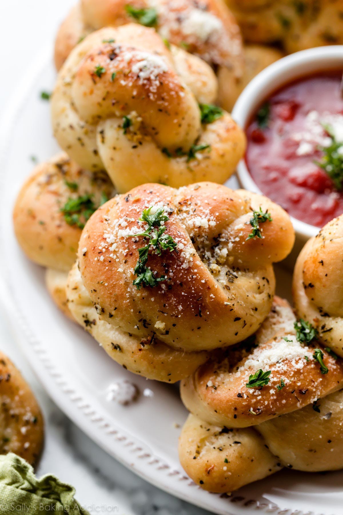 Order Garlic Knots - 6 Pieces food online from Rosetta Pizza store, Nesquehoning on bringmethat.com