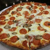 Chicago Tomato & Cheese Pizza