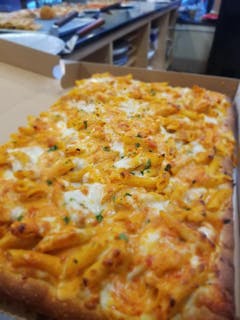 Chicken Penne Ala Vodka Pizza