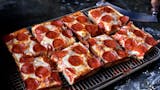 Build Your Own 8 Corner Pizza®