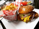 Brentwood California Style Burger(with fries)