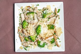 Pasta with Chicken & Broccoli