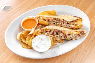 3.Pollo Asado Quesadilla