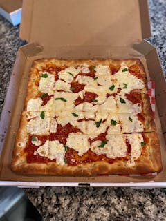 Grandma Margherita Pizza