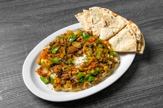 Homemade Hummus with Veggies & Pita Bread