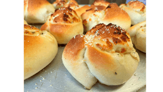 Garlic Cheese Rolls