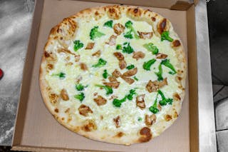 Chicken Broccoli Alfredo Pizza