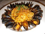 Linguini with Mussels