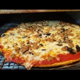 Tomato Basil Meats Pizza