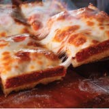 Detroit Style Deep Dish Cheese Pizza