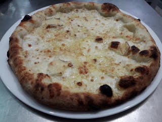 White Cheese Pizza
