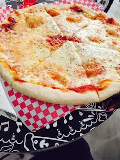Delicious Cheese Pizza