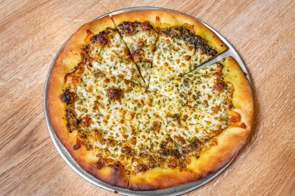 Bella Pesto Pizza with Chicken