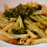 Broccoli with Oil & Garlic Pasta