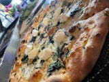 Spinach and Mushroom White Pizza