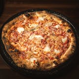Pancetta e Cipolla Pizza