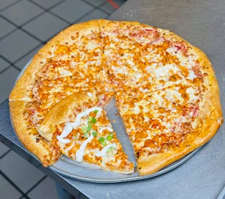 Buffalo chicken pizza