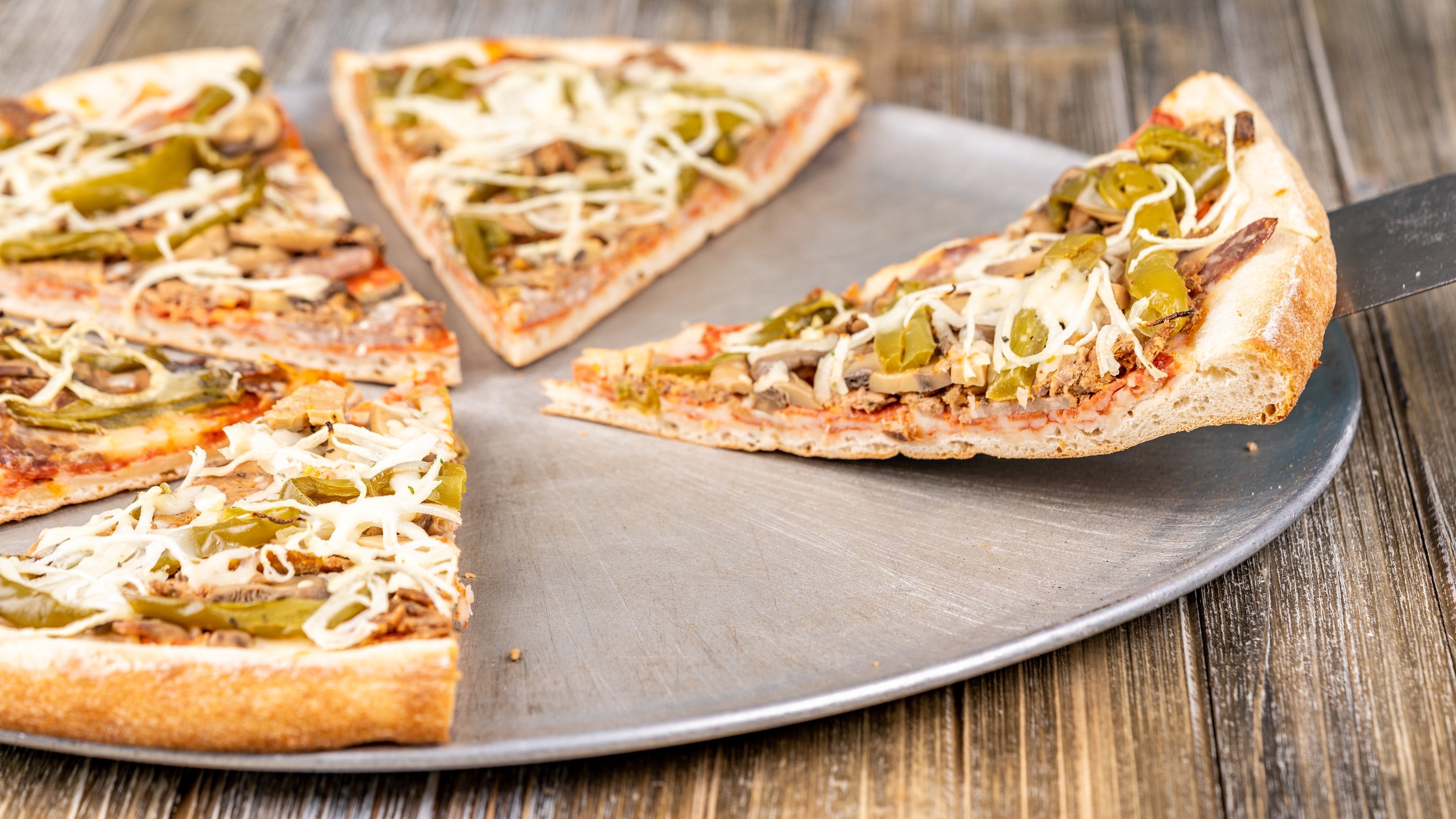 Nino's Special Pizza