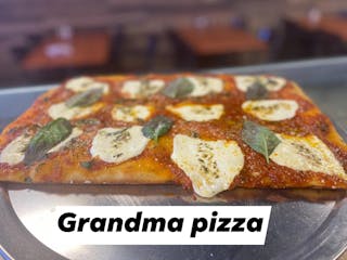 Grandma Pizza