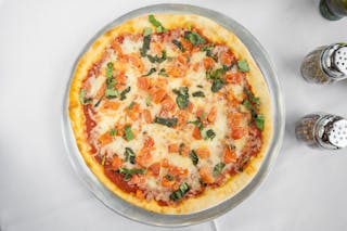 Fresh Tomato Pizza