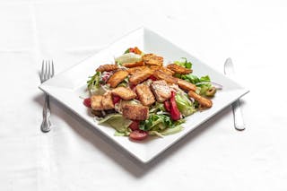 Grilled Salmon Salad