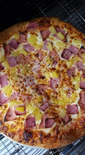 Hawaiian Pizza