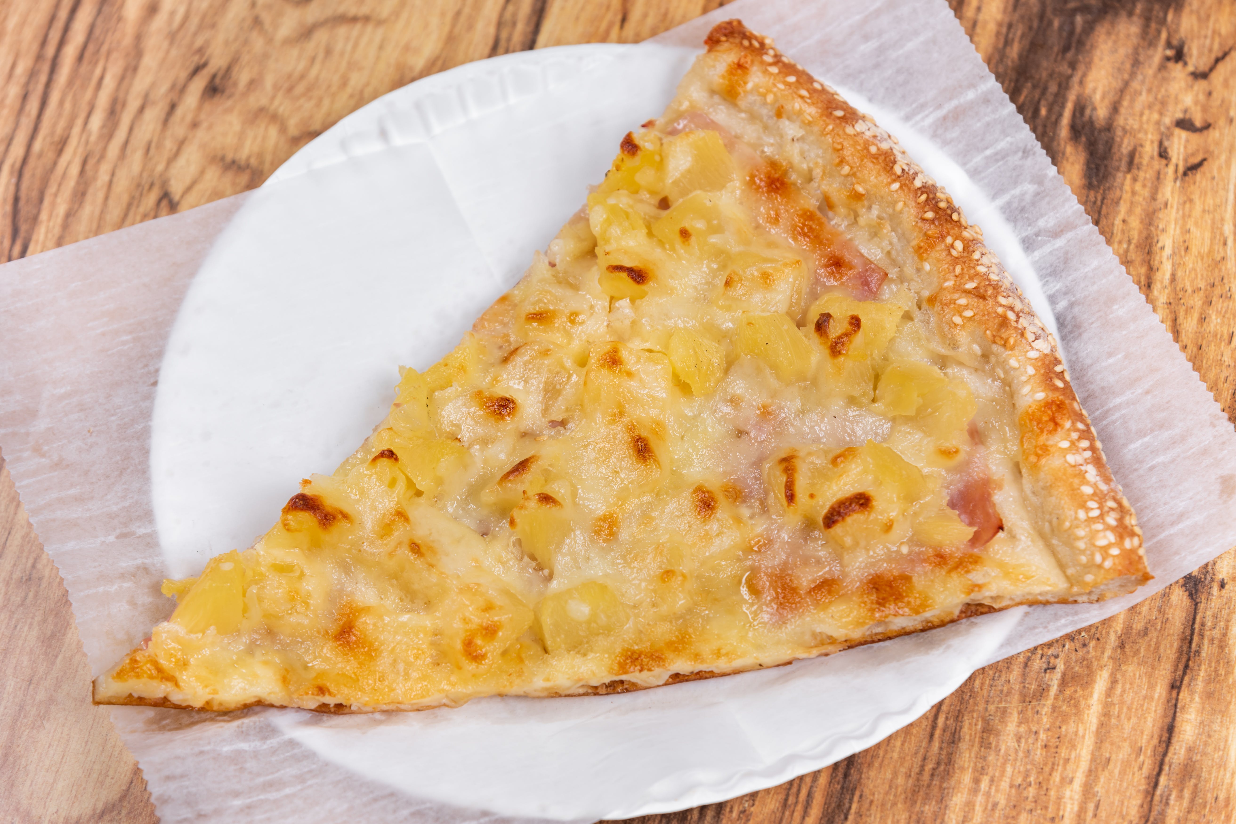 La Bella Pizza & Restaurant - Sunnyside, NY - 47-06