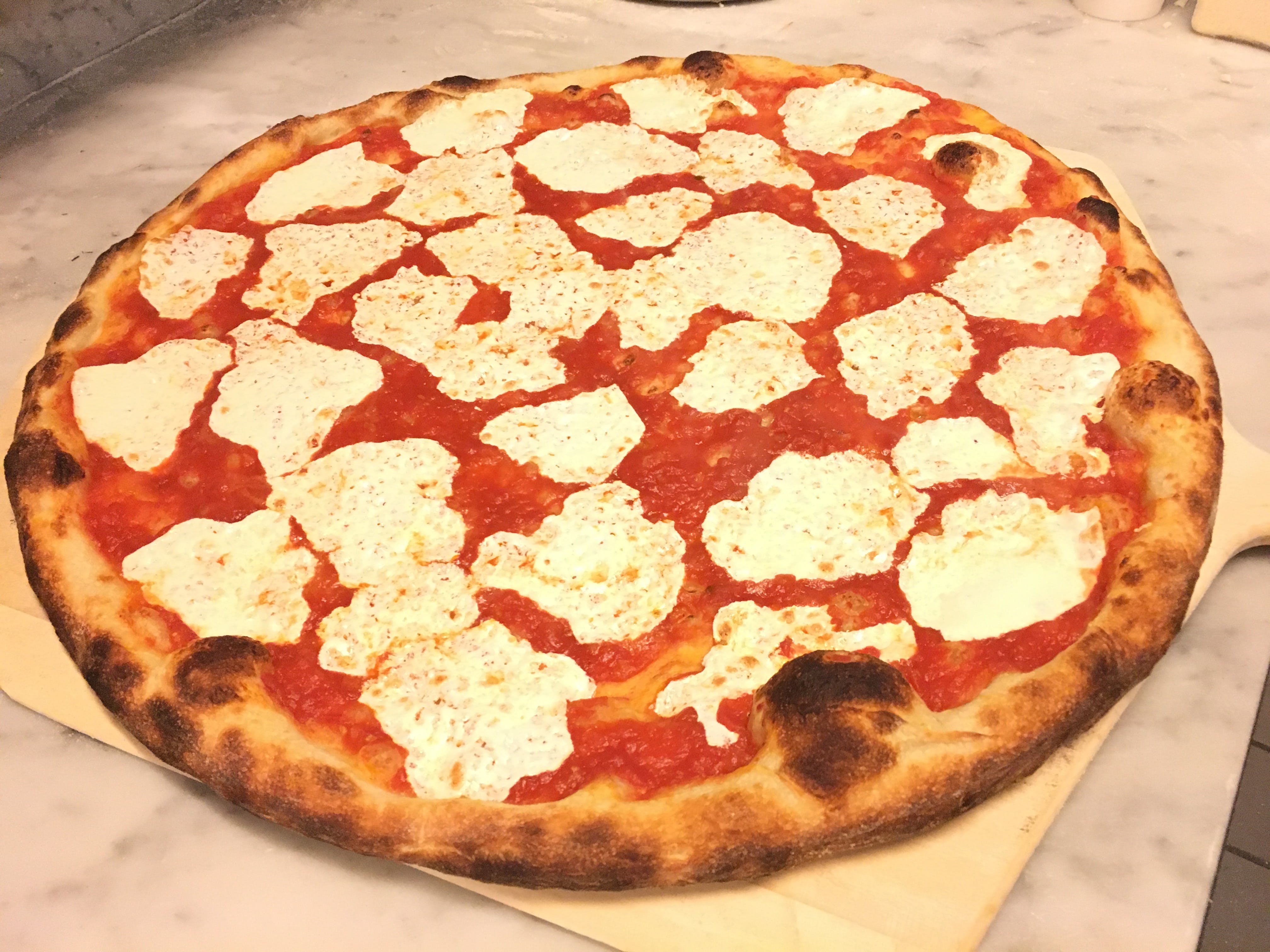 Fresh Mozzarella Pizza