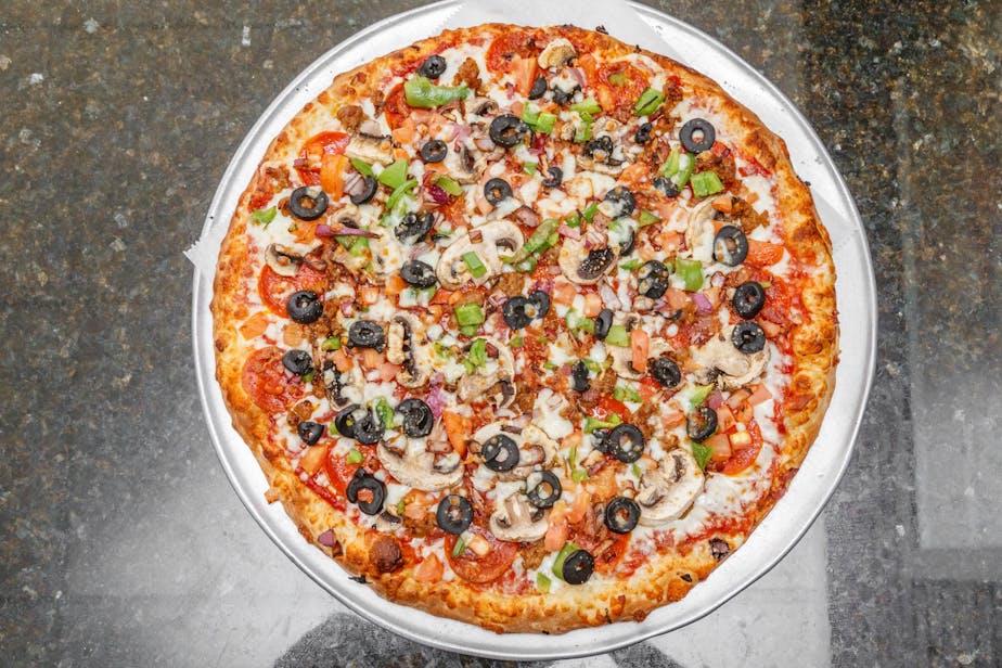 Papa Allen's Pizza - View Menu & Order Online - 107 Smithfield St
