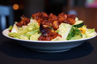 Buffalo Wings Salad