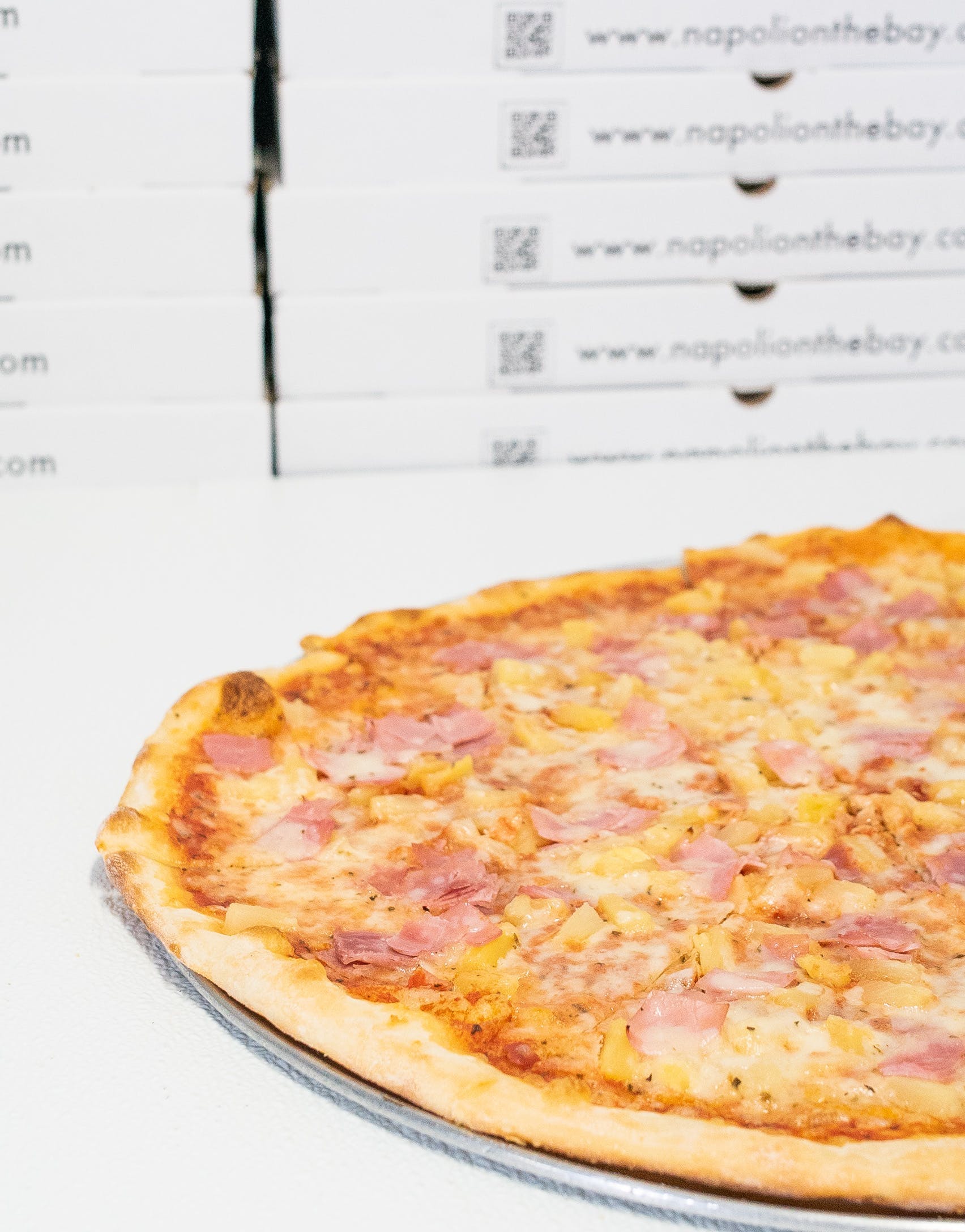 Hawaiian Pizza