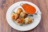 Garlic Knots with Dipping Sauce