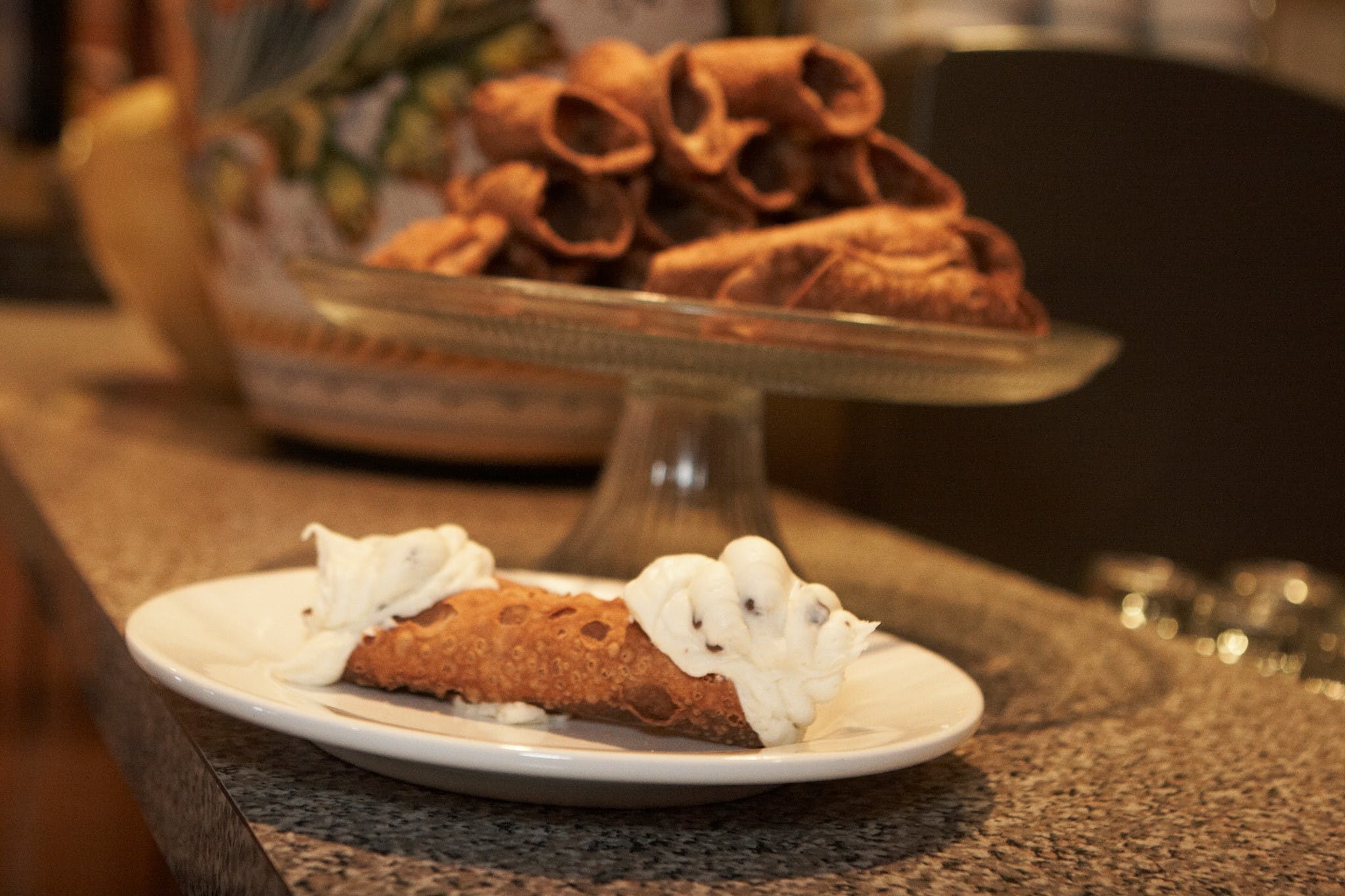 Traditional Cannolis