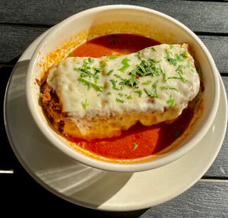 Nonnas’ Lasagna Italiana