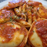 Cheese Ravioli in a Tomato Basil Sauce