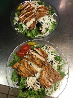 Roma Salad with Chicken