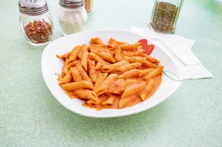 Pasta with Pink Vodka Sauce