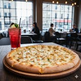 White Sauce Chicken Pizza