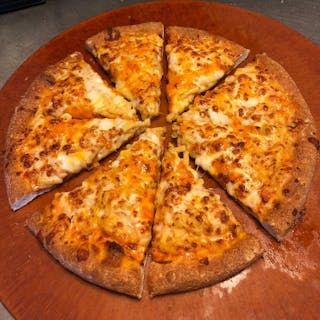 Mac & Cheese Pizza
