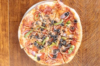 Lexie's Classic Combo Pizza