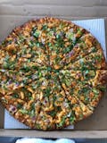 Achari Gobi Cauliflower Pizza