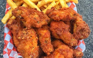 Traditional Wing Basket & Fries