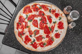 Fresh Mozzarella Pizza